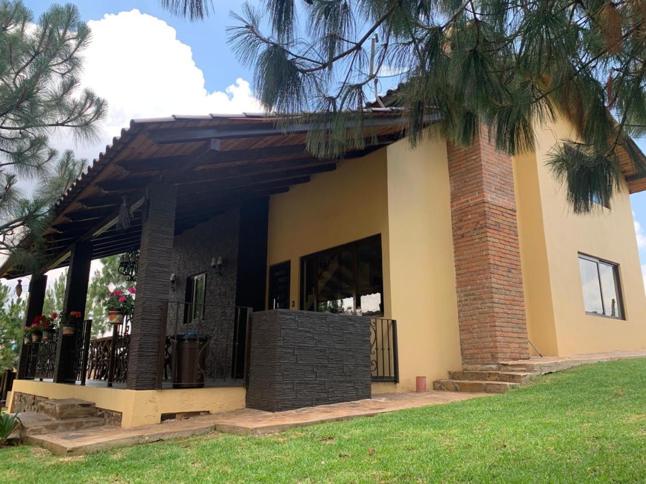 Cabana No.4 Puerta Del Bosque Mazamitla. Luaran gambar